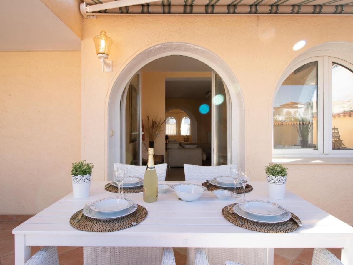 Holiday Home Bonica By Interhome Empuriabrava Luaran gambar