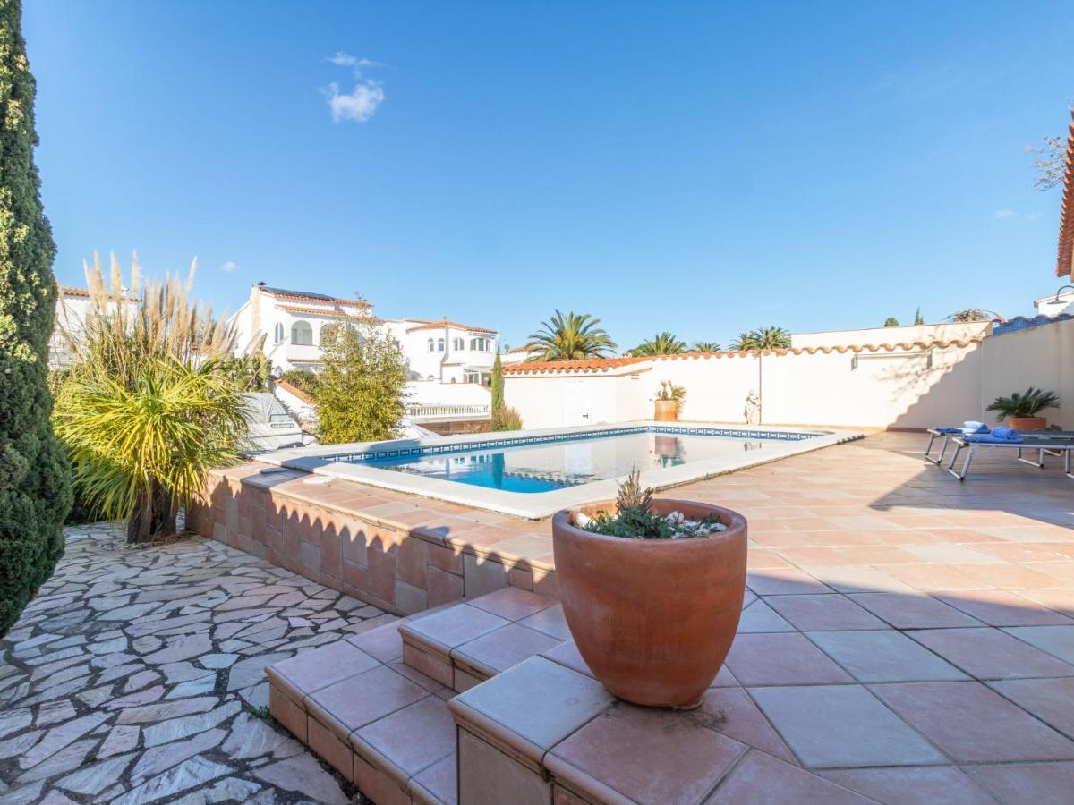 Holiday Home Bonica By Interhome Empuriabrava Luaran gambar